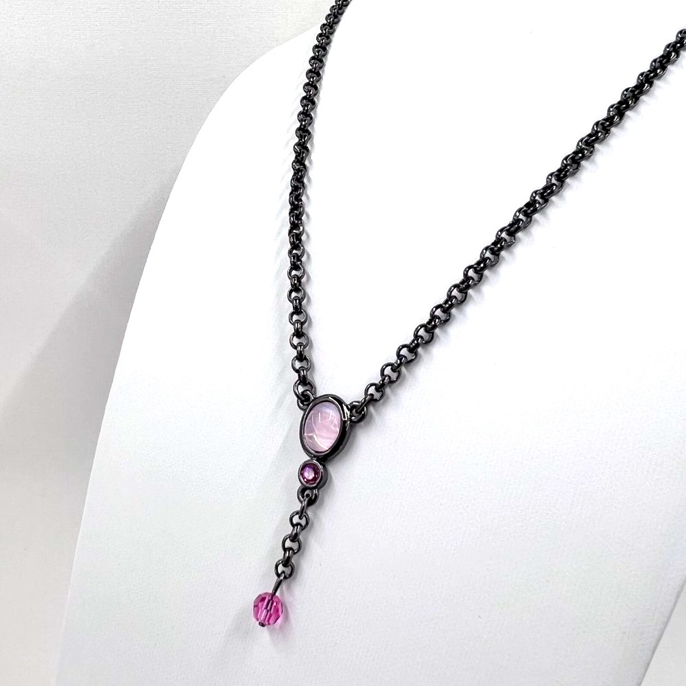 NWOT - Pink Jeweled & Beaded Y Style 14” Gunmetal Tone Chocker Necklace - Picture 2 of 6
